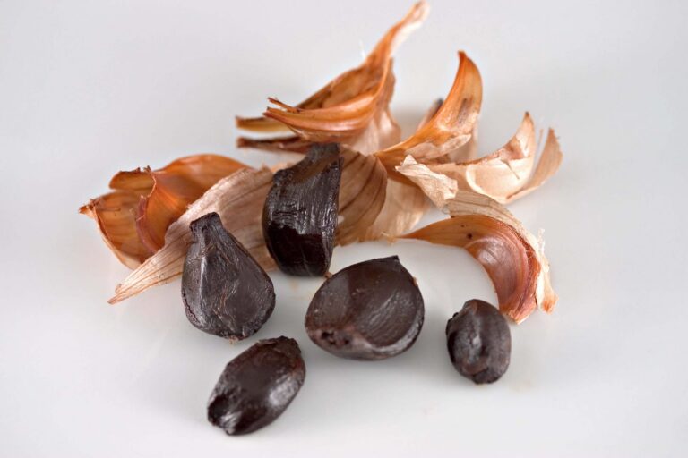 Health benefits of black garlic: Discover all the health benefits of black garlic