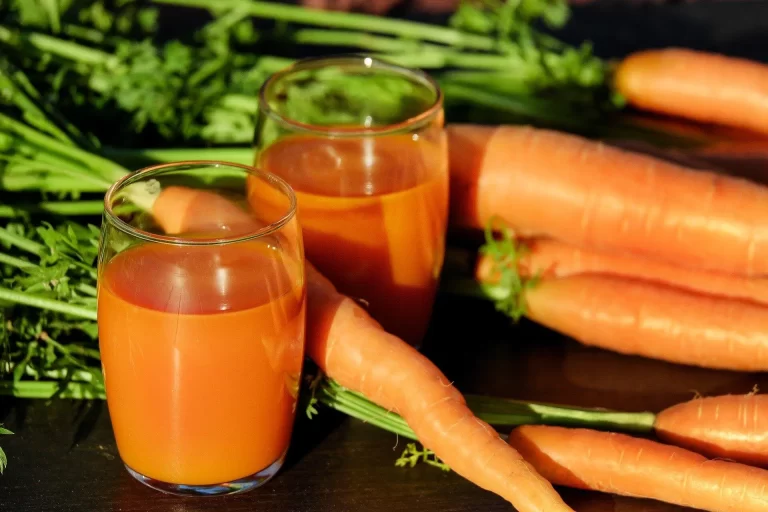 Benefits Of Carrot Juice | Why Drink Carrot Juice?
