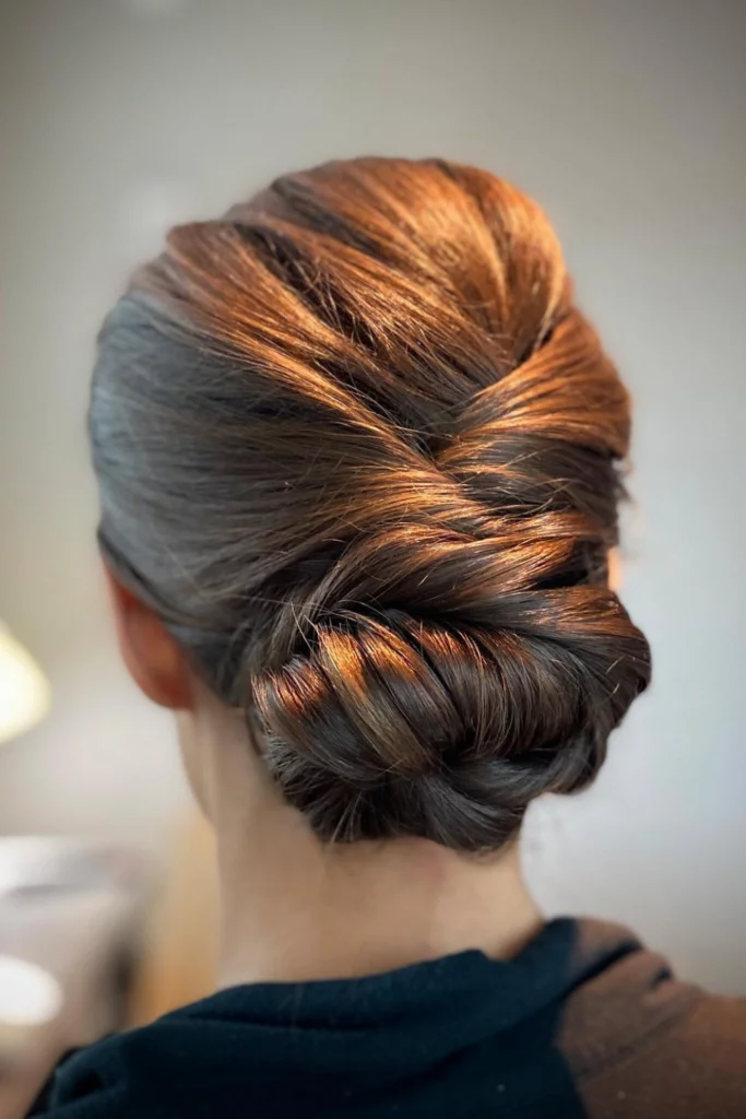 16 hairstyle ideas to celebrate the New Year